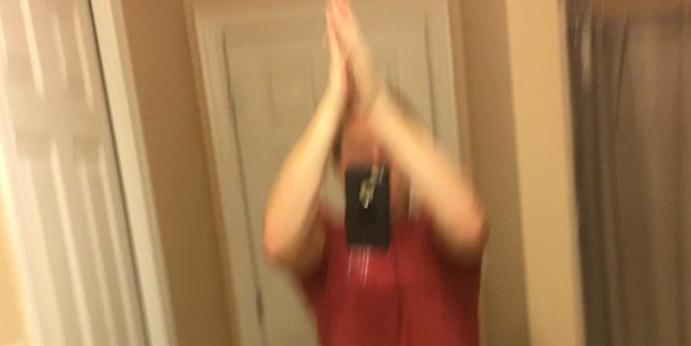 The Current High-Five Selfie Trend Requires You To Throw Your Phone The Current High-Five Selfie Trend Requires You To Throw Your Phone